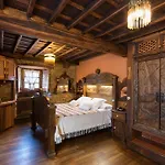 Hotel Prada A Tope - Palacio De