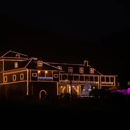 Hotel Prada A Tope - Palacio De