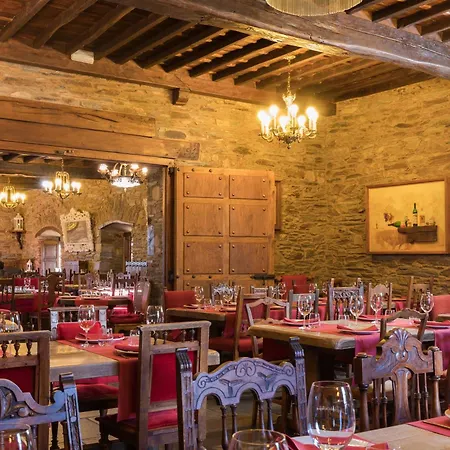 Prada A Tope - Palacio De Hotel Canedo (Leon)
