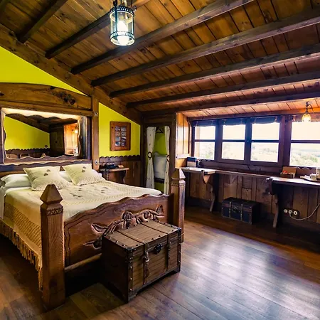 Prada A Tope - Palacio De Канедо