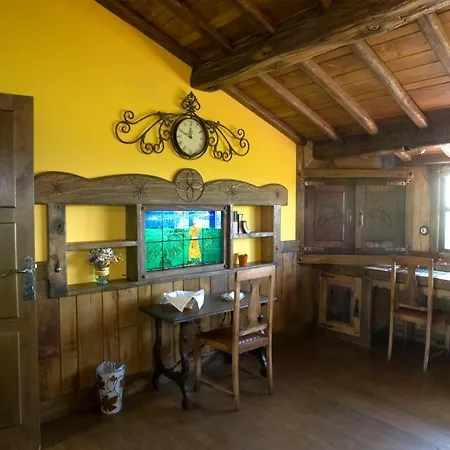 Prada A Tope - Palacio De Отель 4*