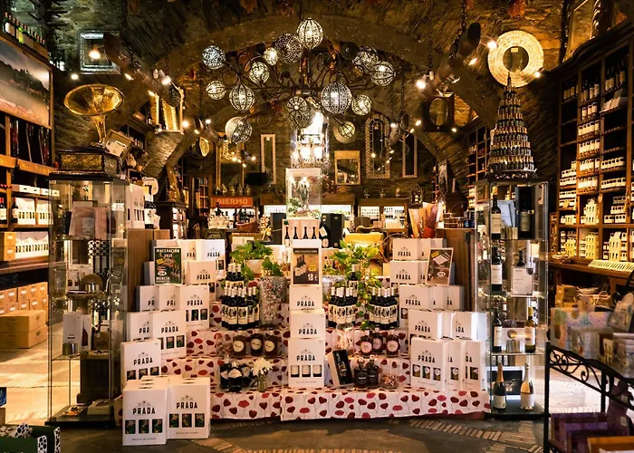 Prada A Tope - Palacio De Hotel