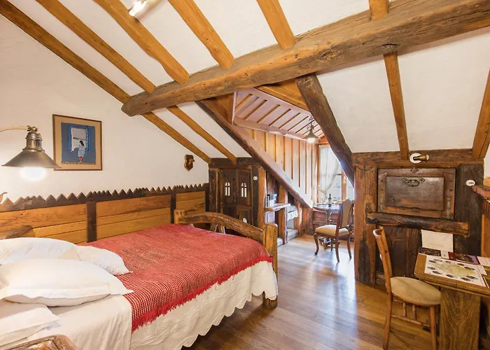 Prada A Tope - Palacio De 4*